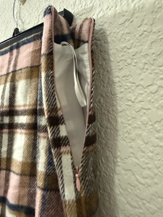 NWT Plaid Wool Blend Mini Skirt | Cozy Chic Fall Staple | Size XL - Picture 8 of 10